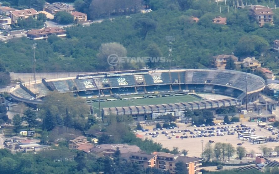 Stadio Partenio-Lombardi dall'alto